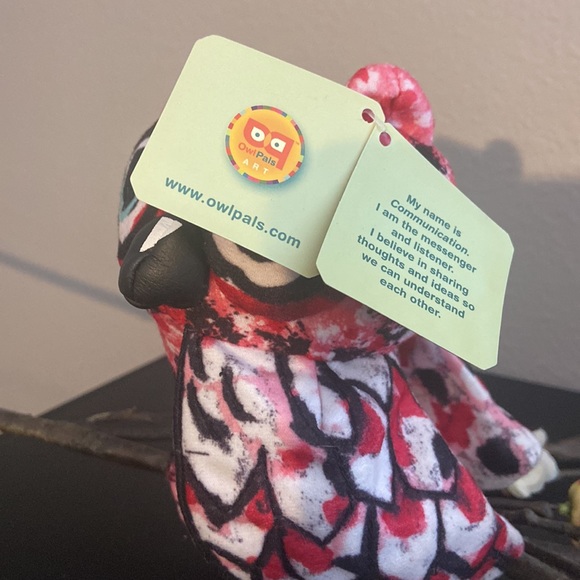 ๐ฆ Owl Pals: Red, Black & White Owl ๐ฆ - Picture 6 of 15